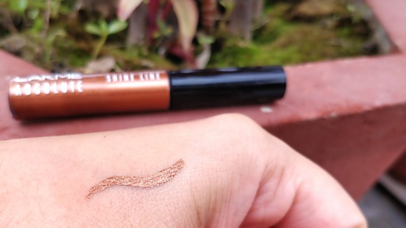 Lakme Absolute Shine Line